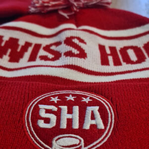 Hockey-Pom-Beanie-red